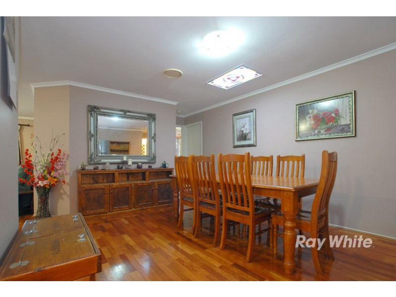 3 Reginald Court, Cranbourne West VIC 3977