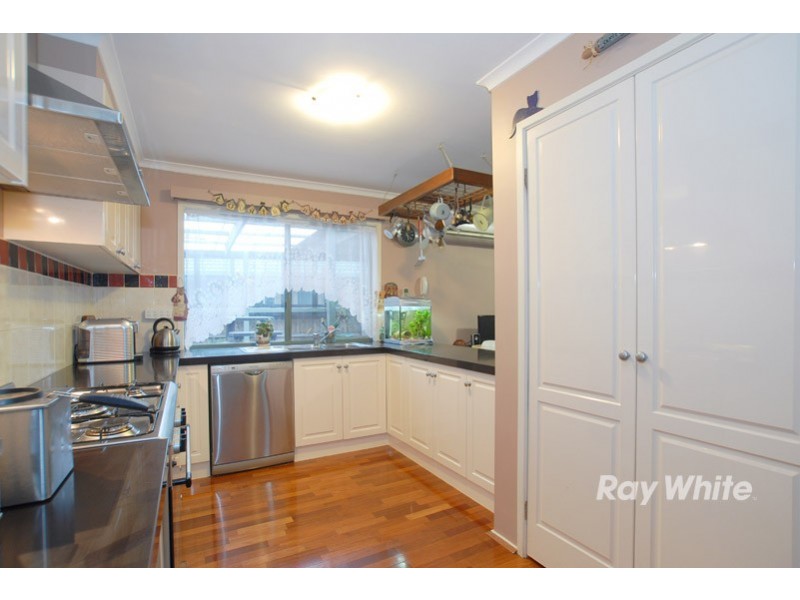 3 Reginald Court, Cranbourne West VIC 3977