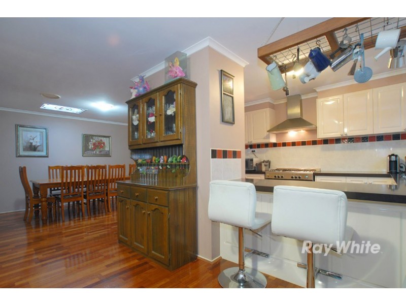 3 Reginald Court, Cranbourne West VIC 3977