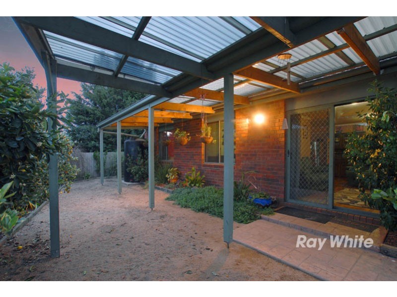 3 Reginald Court, Cranbourne West VIC 3977