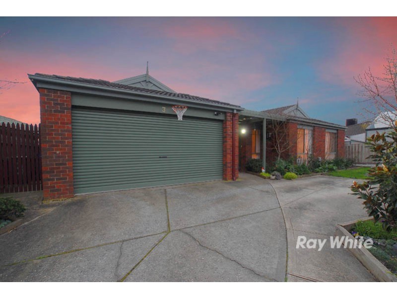 3 Reginald Court, Cranbourne West VIC 3977