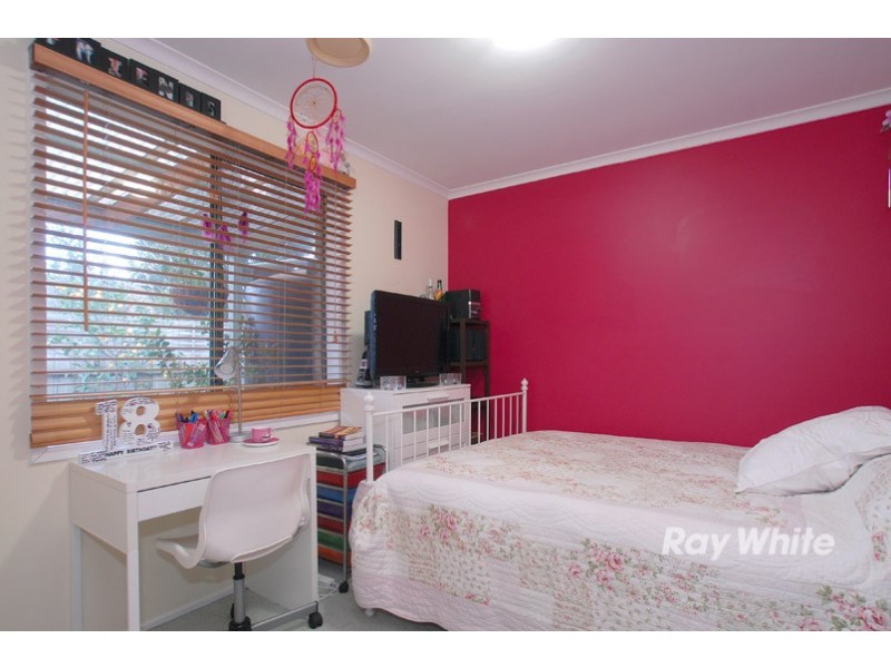 3 Reginald Court, Cranbourne West VIC 3977