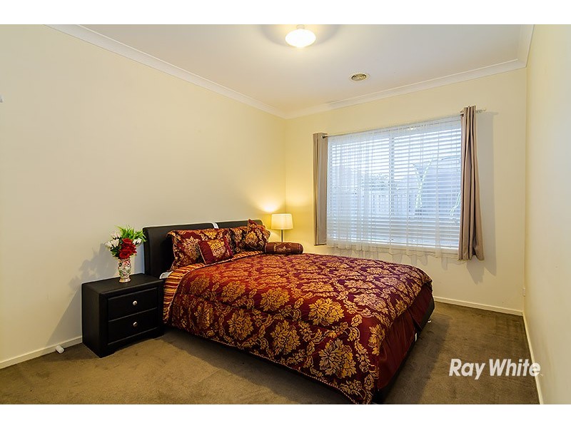 44 Brookwater Parade, Lyndhurst VIC 3975