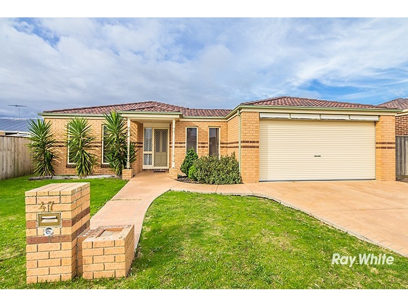 47 Majestic Boulevard, Cranbourne VIC 3977