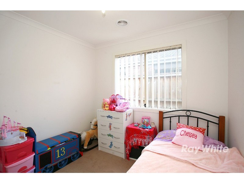 14 Islington Avenue, Cranbourne North VIC 3977