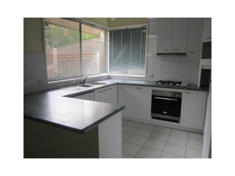 11 Duff Street, Cranbourne VIC 3977