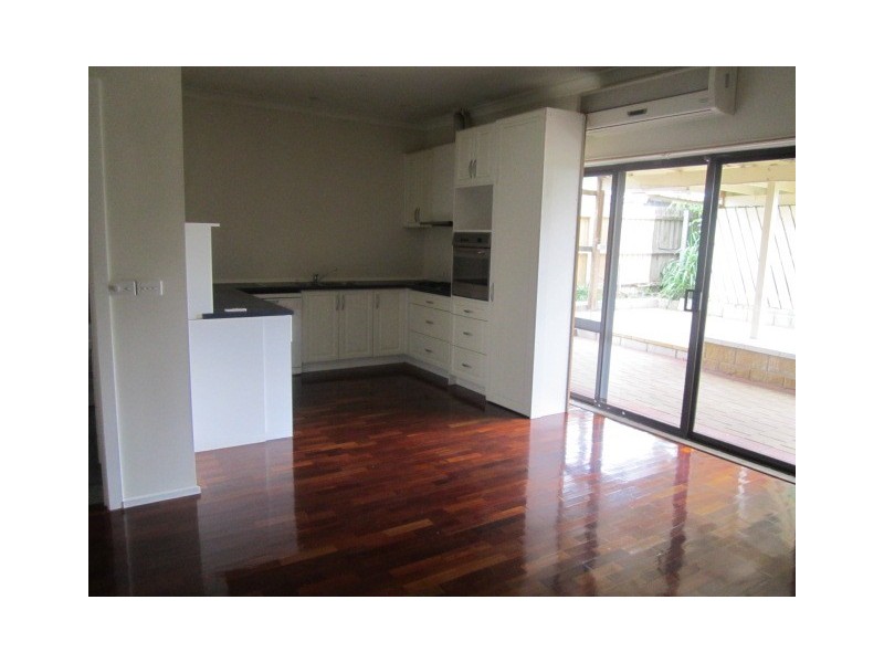 11 Duff Street, Cranbourne VIC 3977