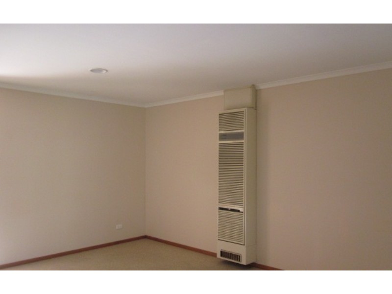 6/7-9 Tucker Street, Cranbourne VIC 3977