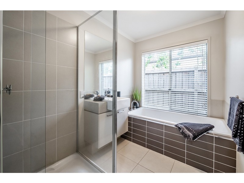 10 Colendy Close, Lyndhurst VIC 3975