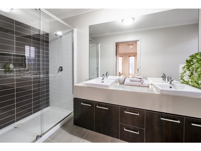 10 Colendy Close, Lyndhurst VIC 3975