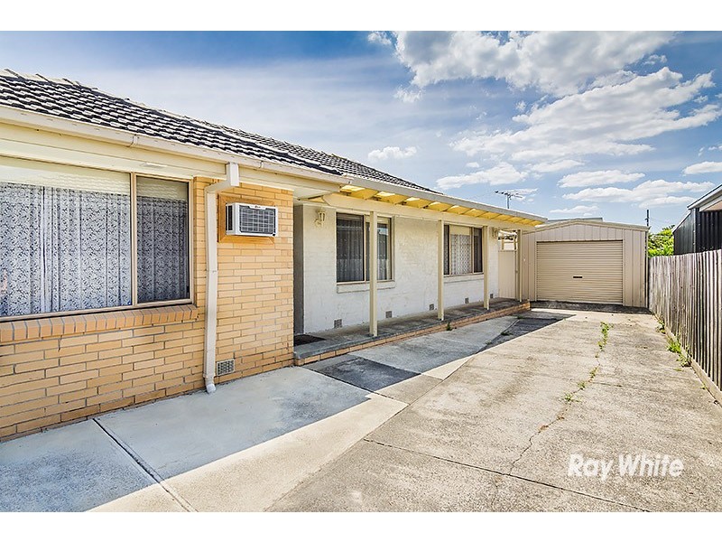 21 Bruce Street, Cranbourne VIC 3977