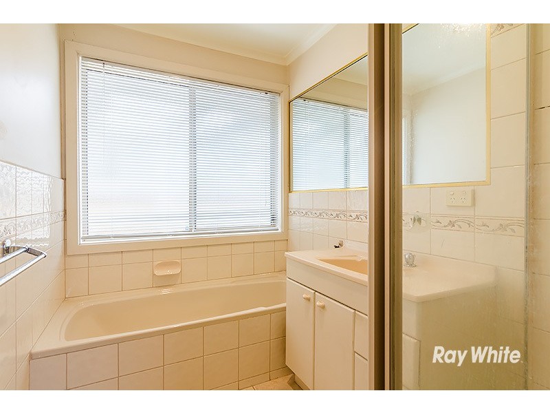 21 Bruce Street, Cranbourne VIC 3977