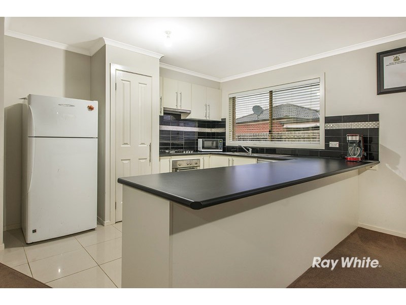 59 Taplan Crescent, Cranbourne West VIC 3977