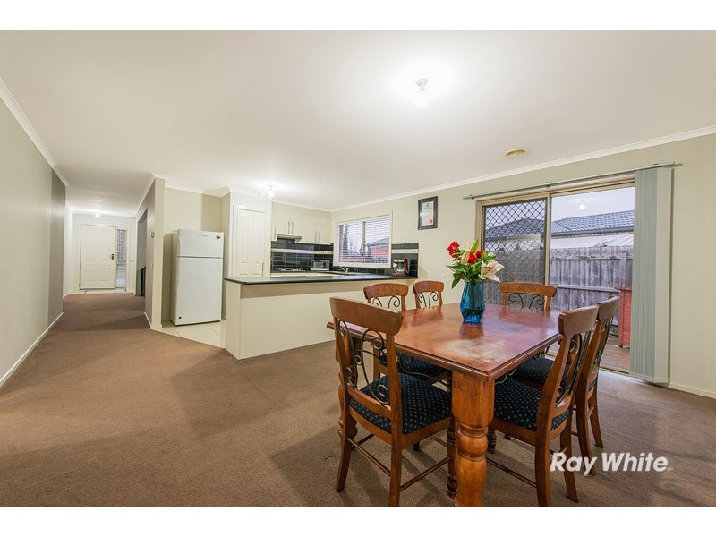 59 Taplan Crescent, Cranbourne West VIC 3977