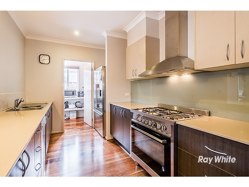 129 Boland Drive, Lyndhurst VIC 3975