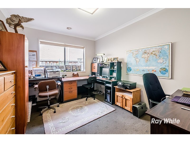 129 Boland Drive, Lyndhurst VIC 3975