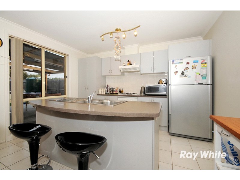 14 Providence Drive, Cranbourne West VIC 3977