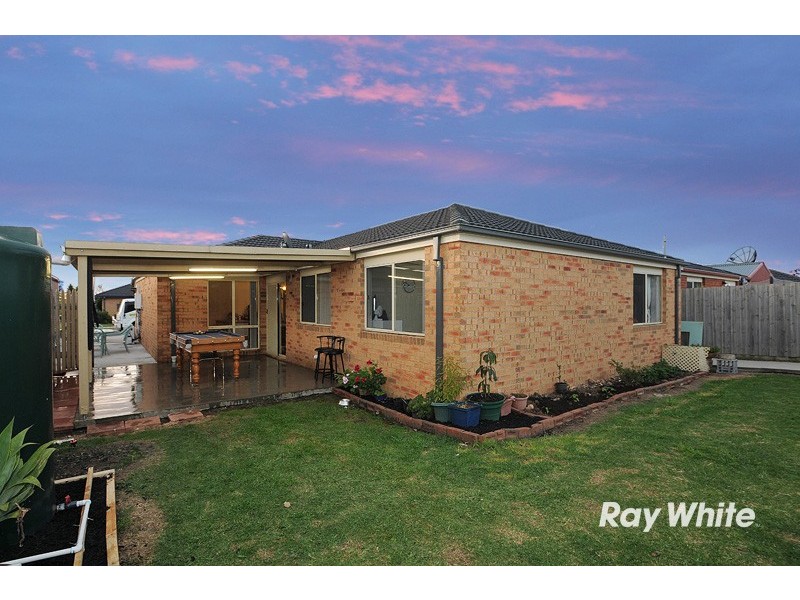 14 Providence Drive, Cranbourne West VIC 3977