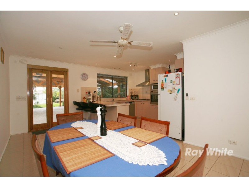 24 Taddor Drive, Cranbourne VIC 3977