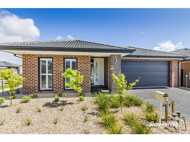 20 Forest Drive, Clyde North VIC 3978