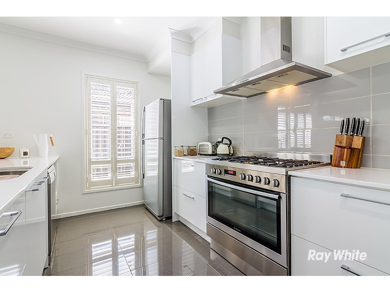 20 Forest Drive, Clyde North VIC 3978