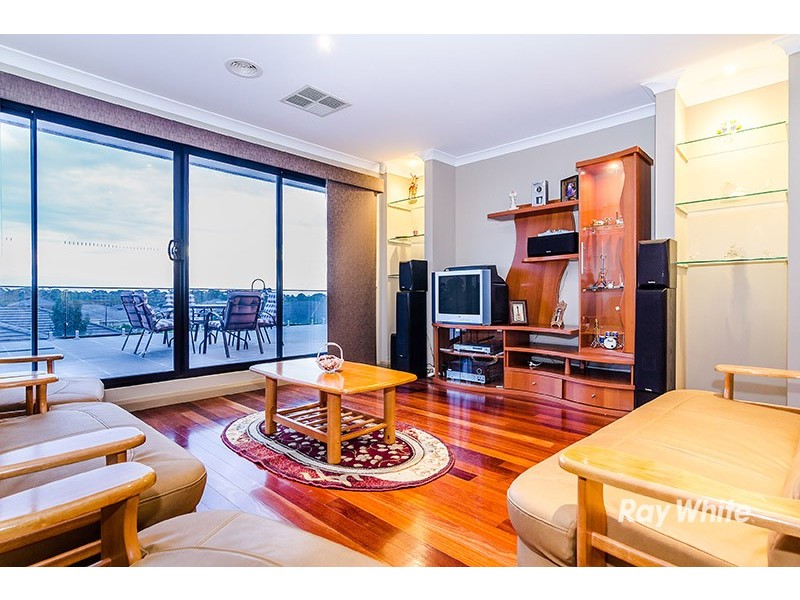 14 Carinya Court, Cranbourne North VIC 3977