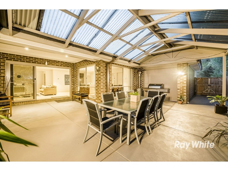 31 Merritt Avenue, Cranbourne West VIC 3977