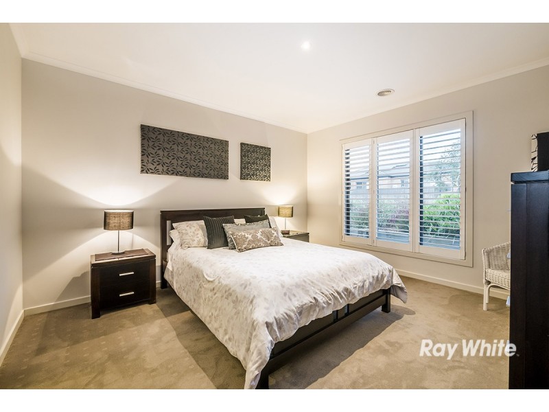 31 Merritt Avenue, Cranbourne West VIC 3977