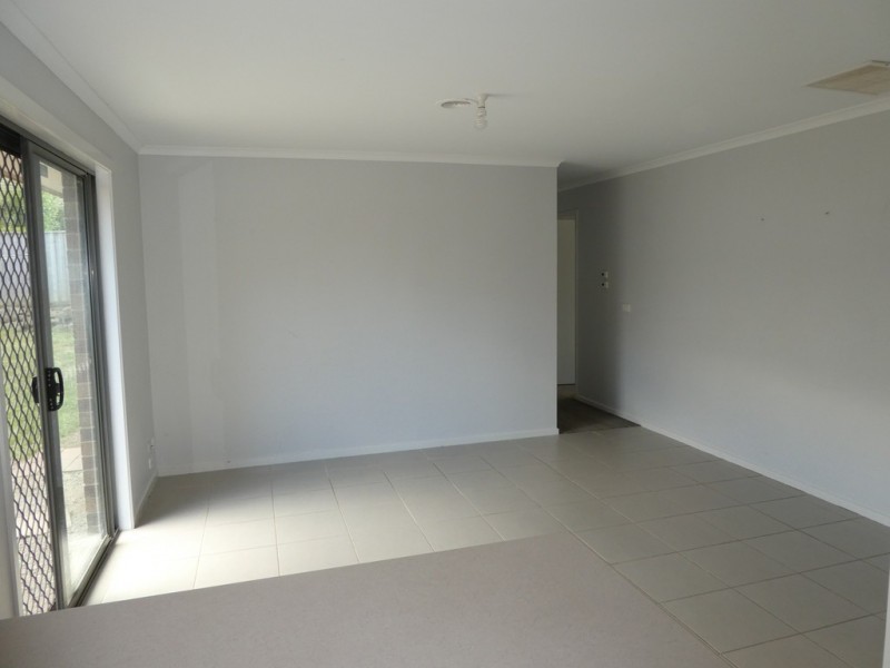 20 Yammerbook Way, Cranbourne East VIC 3977