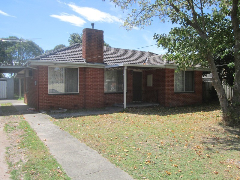 9 Campbell Parade, Cranbourne VIC 3977