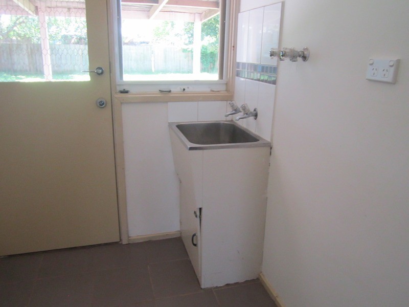 9 Campbell Parade, Cranbourne VIC 3977