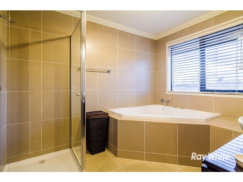 109 Lyndhurst Boulevard, Lyndhurst VIC 3975