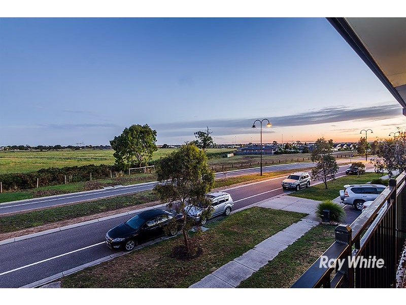 109 Lyndhurst Boulevard, Lyndhurst VIC 3975