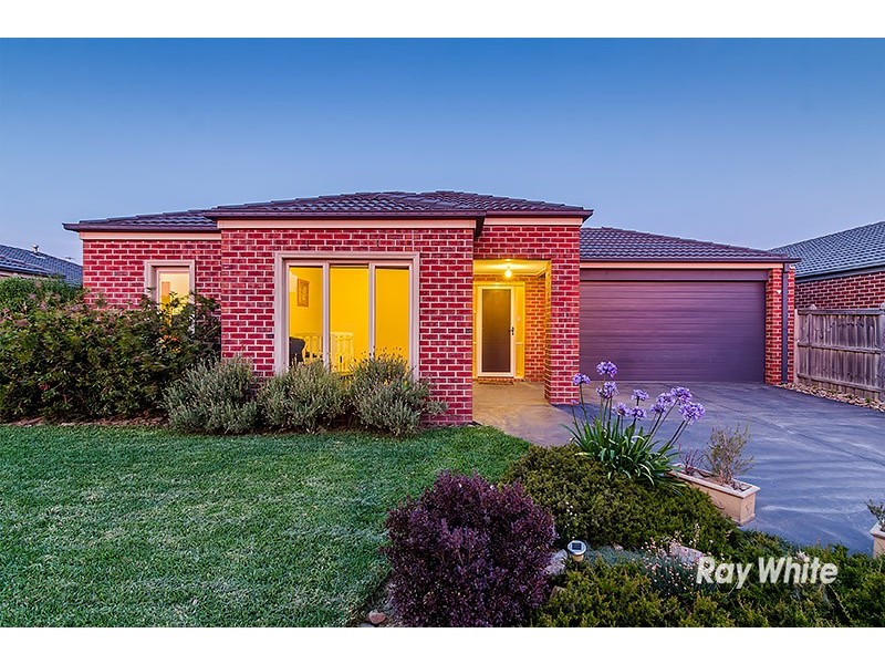 40 Alysha Avenue, Lyndhurst VIC 3975