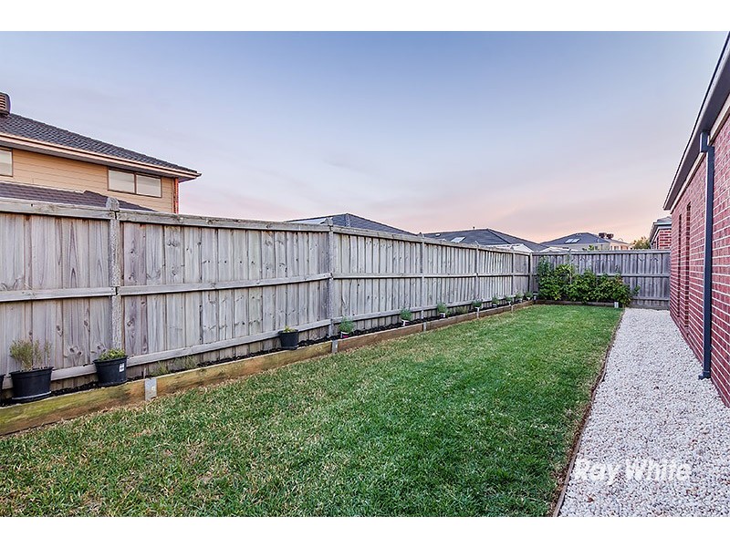 40 Alysha Avenue, Lyndhurst VIC 3975