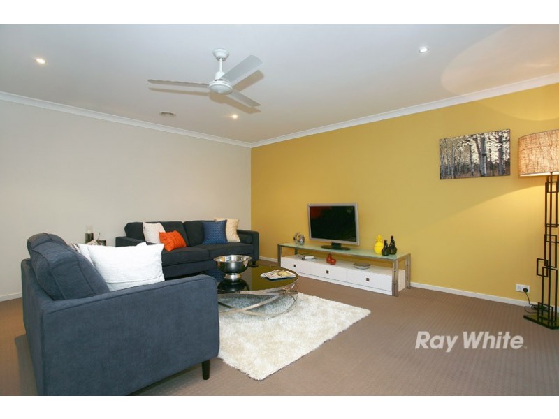 28 Westbury Way, Lyndhurst VIC 3975