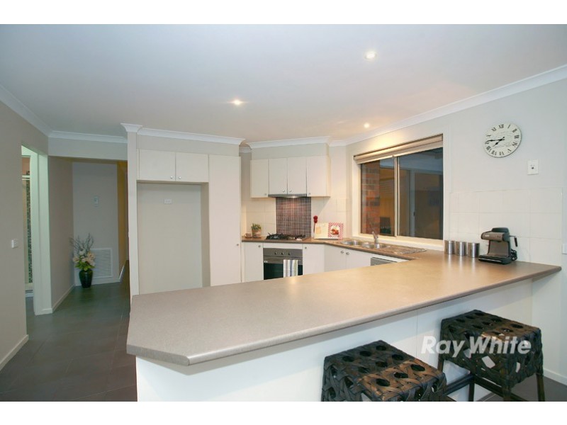 28 Westbury Way, Lyndhurst VIC 3975