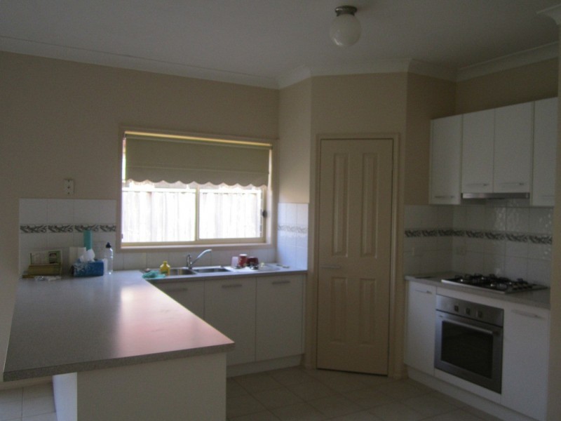 28 Waterbush Crescent, Lyndhurst VIC 3975