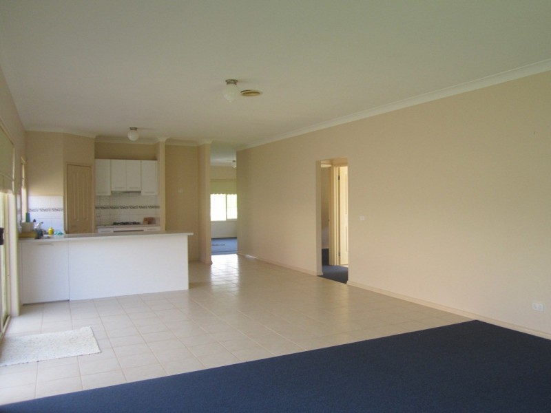 28 Waterbush Crescent, Lyndhurst VIC 3975