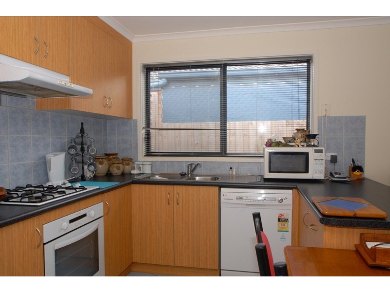 21 Jasa Crescent, Cranbourne West VIC 3977