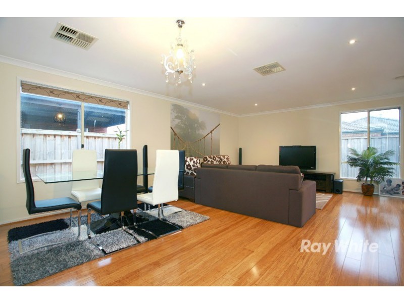 87 Brookwater Parade, Lyndhurst VIC 3975