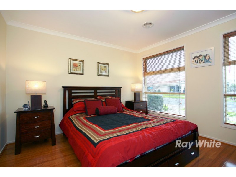 87 Brookwater Parade, Lyndhurst VIC 3975