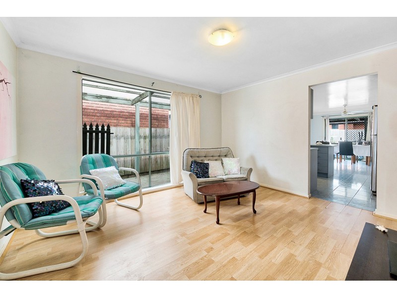 8 Sharyn Street, Cranbourne West VIC 3977