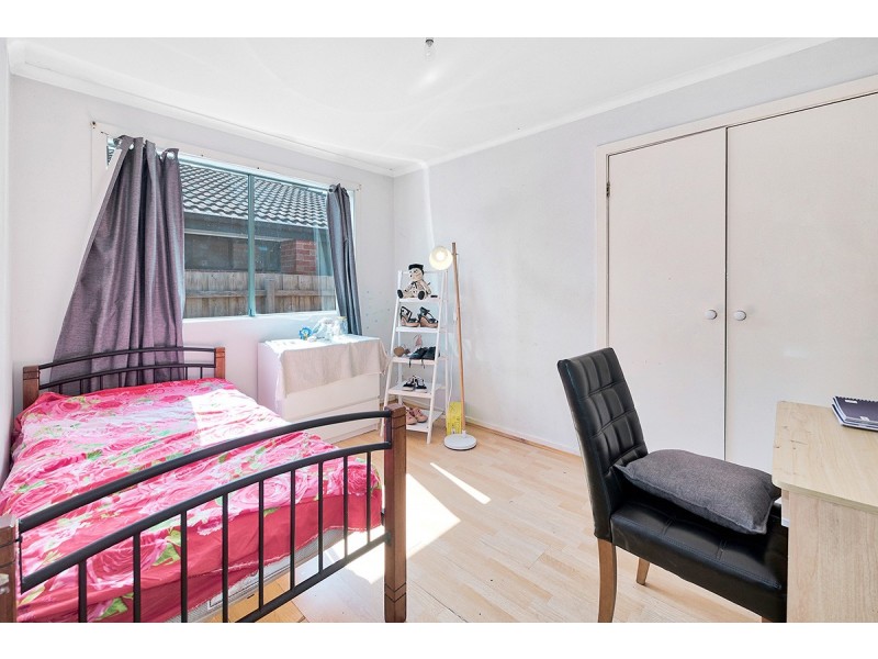 8 Sharyn Street, Cranbourne West VIC 3977