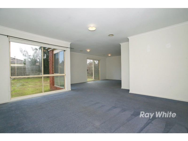 15 Incana Court, Cranbourne West VIC 3977