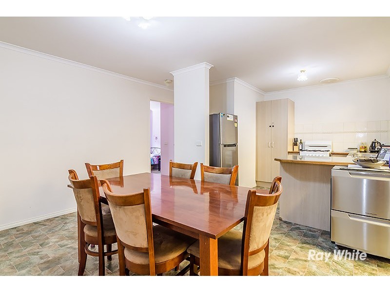 68 Scarborough Avenue, Cranbourne West VIC 3977