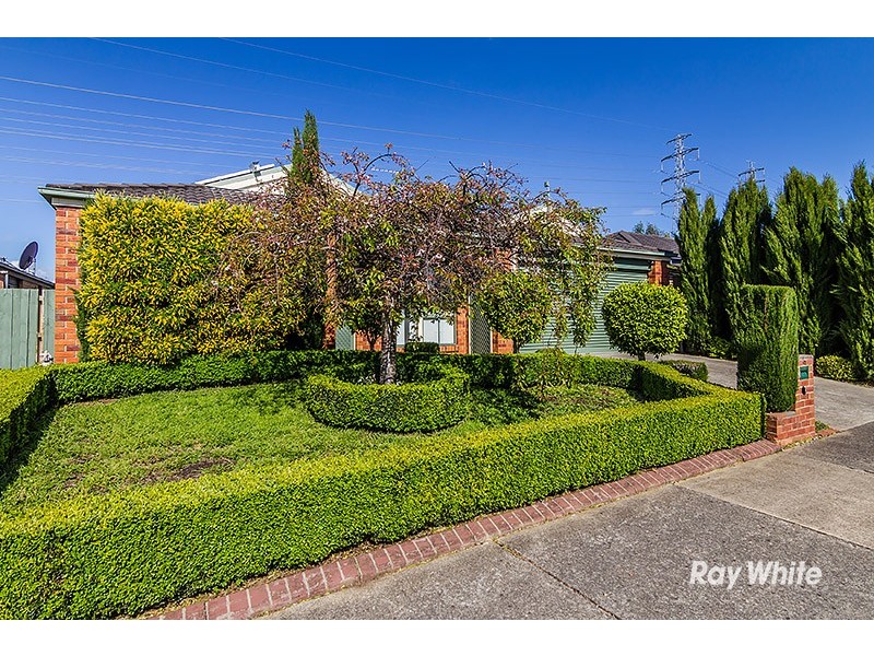 68 Scarborough Avenue, Cranbourne West VIC 3977