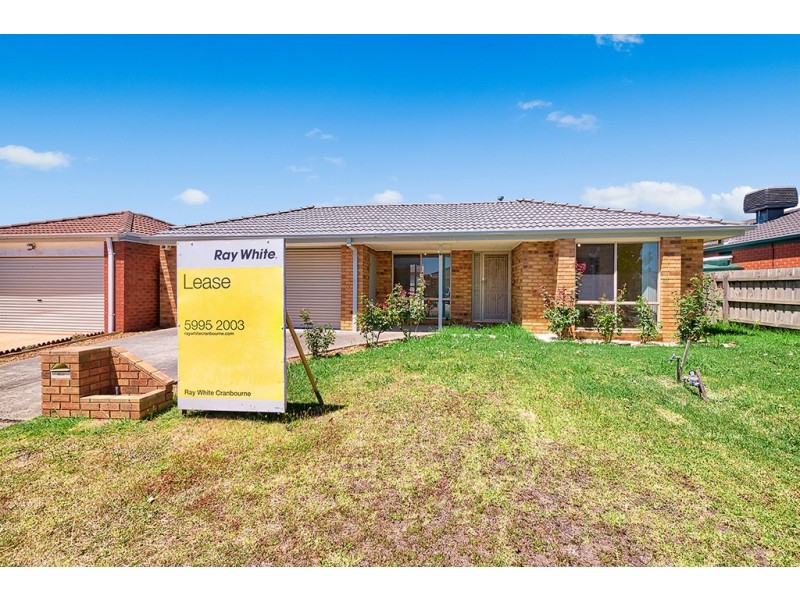 39 Glenaire Crescent, Cranbourne West VIC 3977