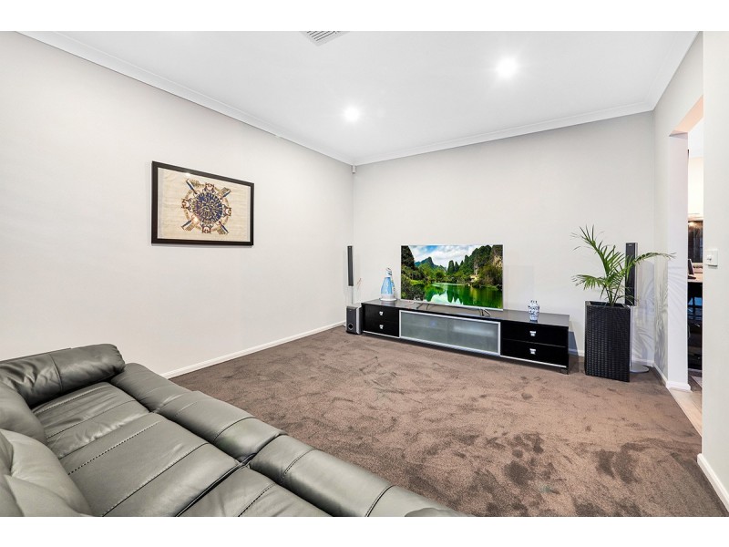 4 Sunnybrook Way, Lyndhurst VIC 3975