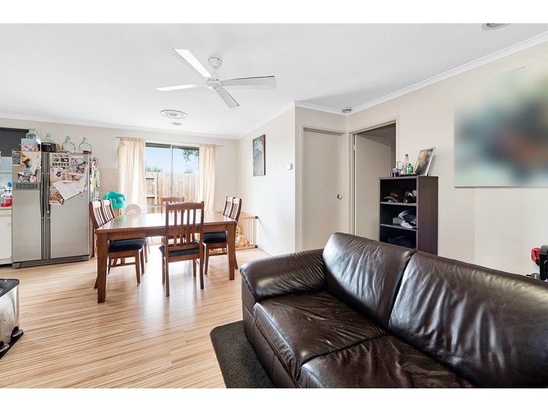 5 Nyah Place, Cranbourne West VIC 3977